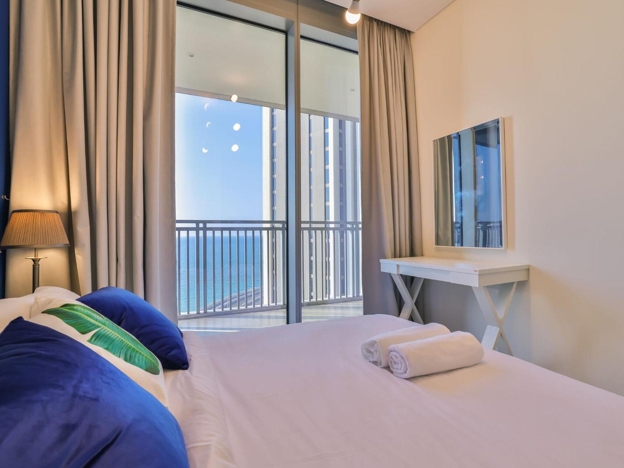 Luxurious Apartments Dubai Marina Views Pool Gym By Sojo Stay Εξωτερικό φωτογραφία