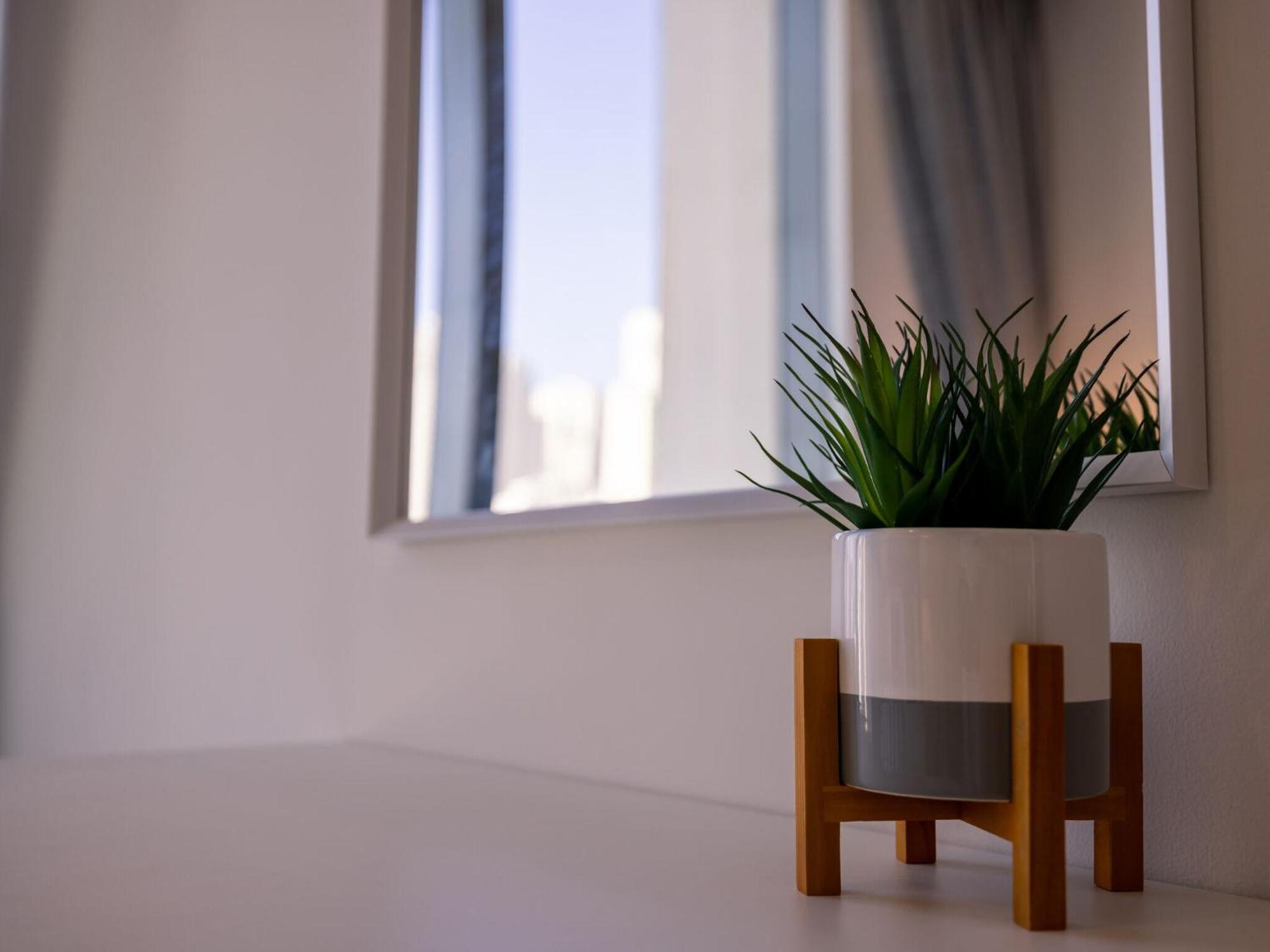 Luxurious Apartments Dubai Marina Views Pool Gym By Sojo Stay Εξωτερικό φωτογραφία